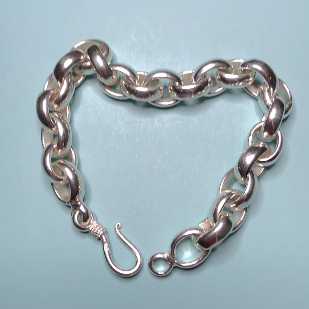 NWOT 925 STERLING SILVER BRACELET